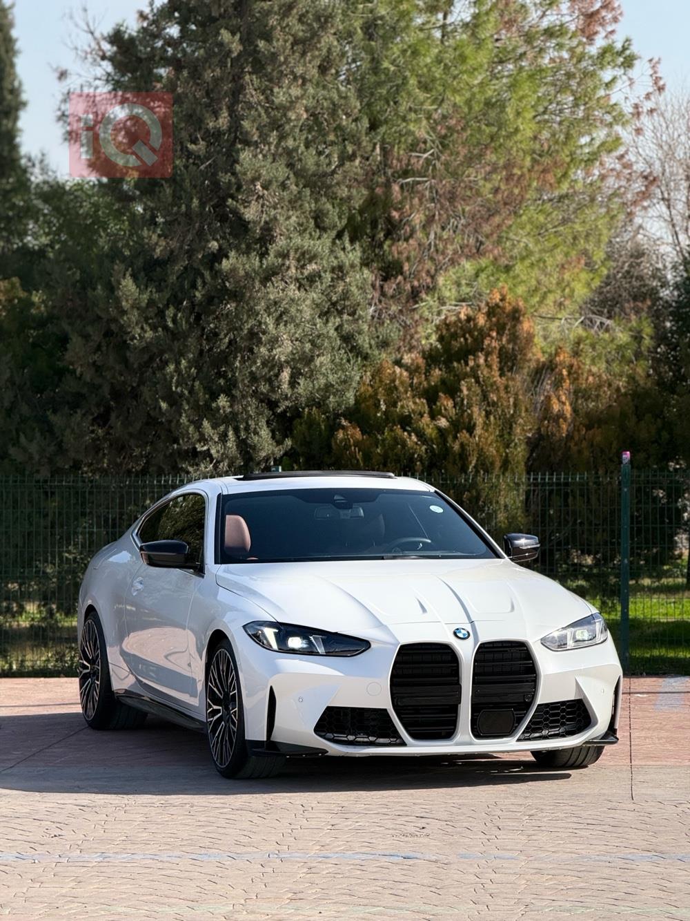 بي ام دبليو الفئة 4